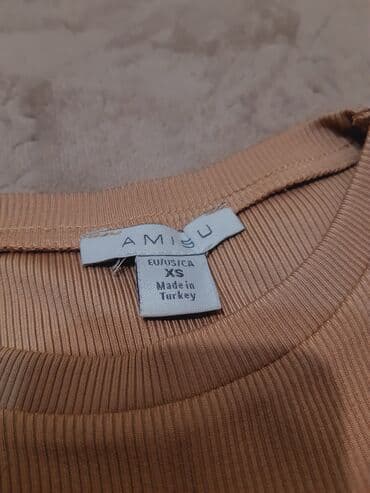 zara qadın: 2defe geyinilibTezedir demek olarki
New yorker
XS
Top(qisa model) — 4