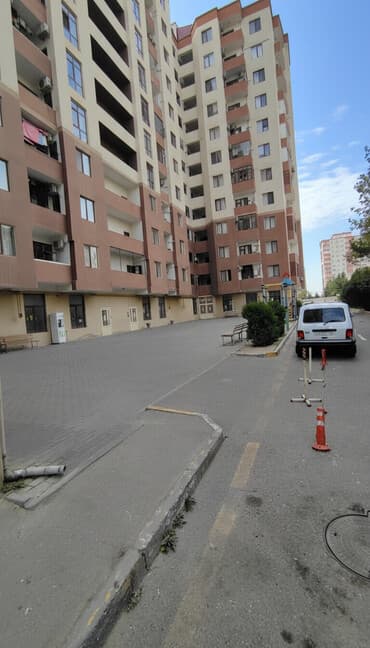 kupça nədir: Yeni Yasamal, 3 otaqlı, Yeni tikili, m. İnşaatçılar, 78 kv. m — 1