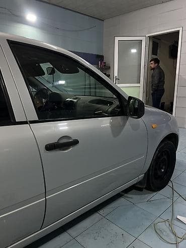 toyota prado sukan: Model: Lada Kalina 1,4 mator Yag yemir Kondisioner islek elave — 9