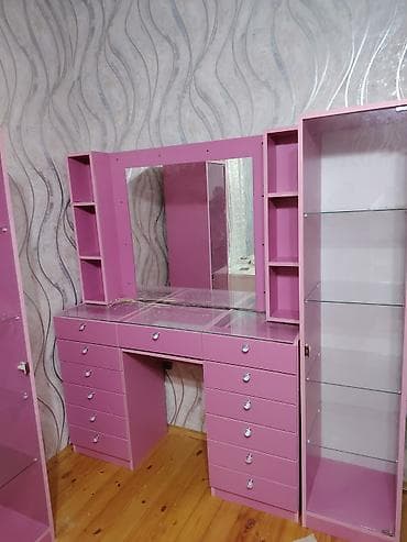 Yeni, Makiyaj üçün masa, Güzgülü lalafo.az -da Yeni, Makiyaj üçün masa, Güzgülü