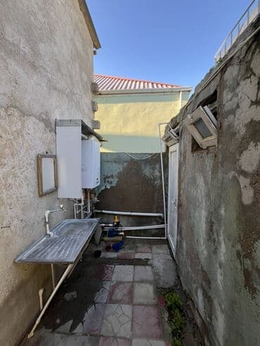 Çaydanlar: Satılır: həyətli şəxsi ev -Binə məmmədhüseyinov 27 -3 sot daxilində 2 — 4