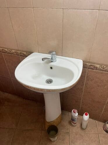 qaxda evlər: Bakı, 20-ci sahə, 3 otaqlı, Köhnə tikili, m. İçərişəhər, 68 kv. m — 22