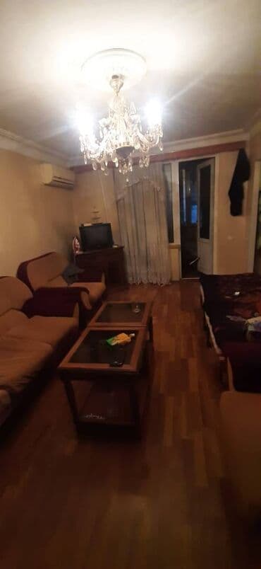 neftcilər kirayə evlər: Neftçilər metrosunun yaxınlığında içra hakimiyyətinə yaxin 5 mertebeli — 6