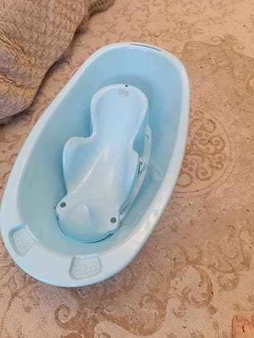 Məhəccərlər: Uşaq vanna dəsti – mavi rəngdə - Material: Yüngül və möhkəm plastik - — 1