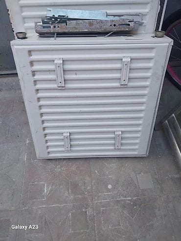 çuqun radiatorlar: Radiator 1.50 sm yaxşı vəziyyətdə 50 manata Balaca olan 50 sm oda — 2