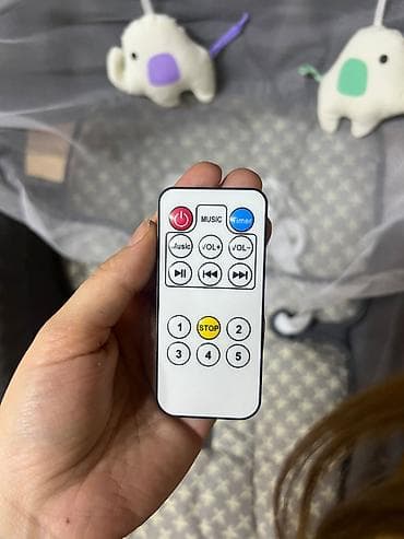 termo 2ci əl: Oğlan və qız üçün, İşlənmiş, Beşik, Dəstsiz, Matras ilə, Yellənmə mexanizm ilə — 2