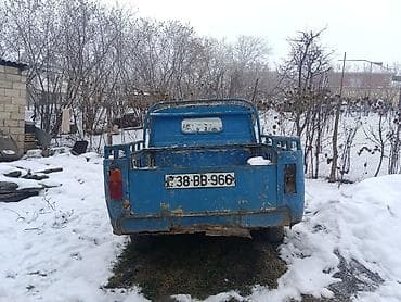 rengli işıq: Təcili satılır pikap (Moskviç əsaslı klassik yüngül yük maşını) — 3