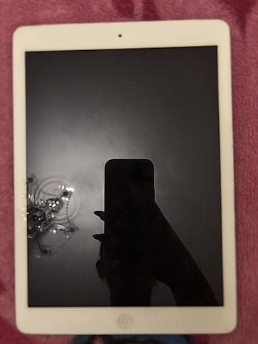 hard disk ssd: İşlənmiş İpad. Real insanlar əlaqə saxlasın — 2