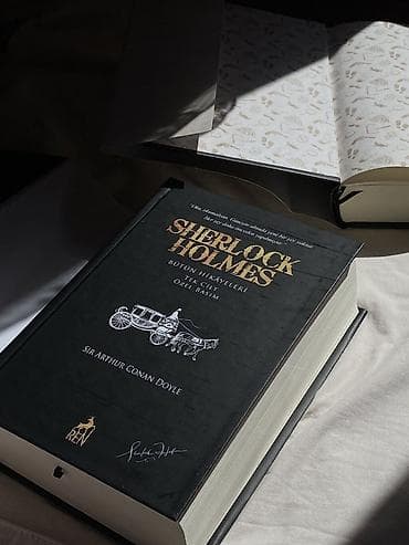Sherlock Holmes həvəskarları üçün qaçırılmaz fürsət! 🔎 ​Sherlock