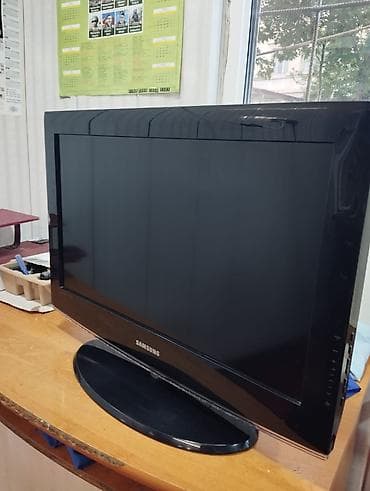 crt tv: Samsung — 3