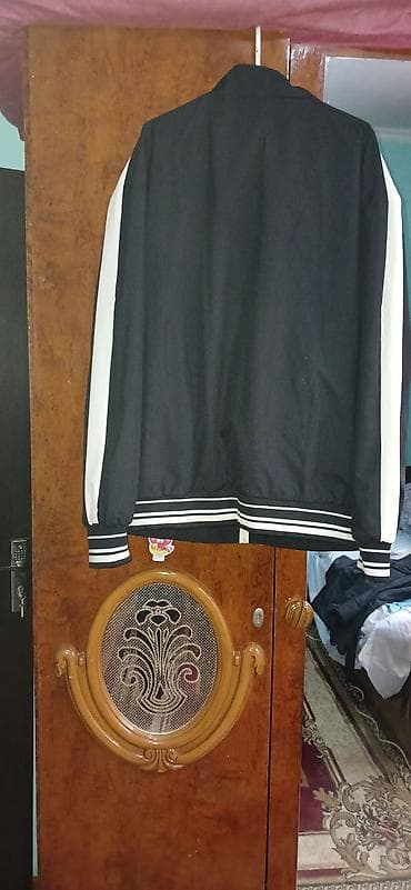 Şalvarlar: İdman desti təzə geyinilməyib razmeri 2xl özüm 95 az almışam 40 az — 5