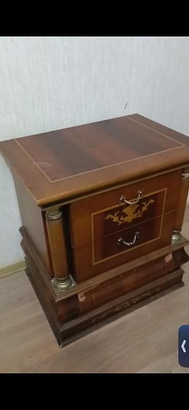 Komodlar: İşlənmiş, Güzgüsüz — 4