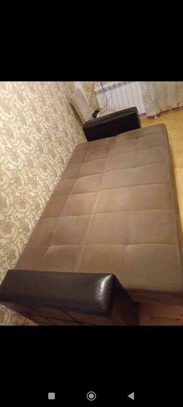 Quruducular: Di̇van-kravat, Açılan, Bazasız, Parça — 1