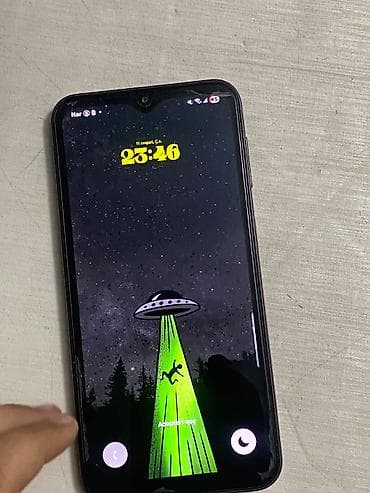 samsung c: Samsung smartfon - Rəng: bənövşəyi (mat arxa panel) - Arxa kamera — 3