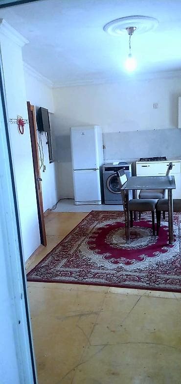 emircanda ev satisi: 3 otaqlı, məişət texnikalı mənzil. Binəqədi rayonu, Tovuz marketə — 4