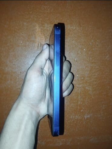 телефон fly iq4412 quad: Mavi rəngdə smartfon - Korpus: düz kənarlı, metal effekti olan mavi — 5