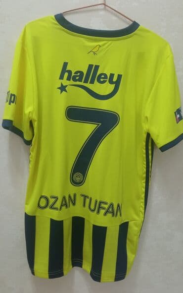 iş formasi: Fenerbahçe 2020-2021 sezon forma. Tam originaldır, futbolçunun — 2