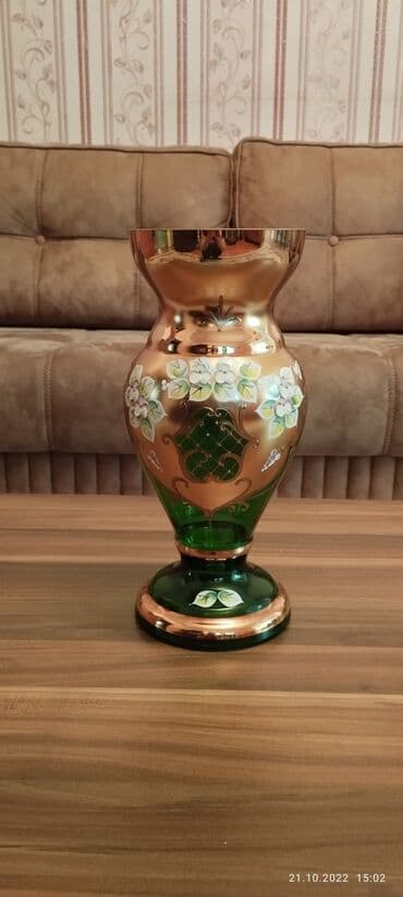 Tekstil: Vaza yaxşı vəziyyətdədir heç islenmeyib hündürlük 30 sm — 2