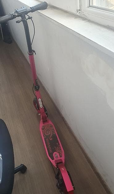 elektirikli skuterler m4 max: Skuter – BEMAXSHI (çəhrayı) - Korpus: yığcam alüminium konstruksiya — 1