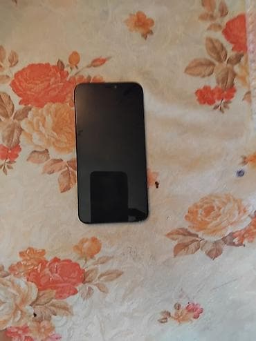 iphon 10: IPhone 11, 64 GB, Natural Titanium, Face ID — 2