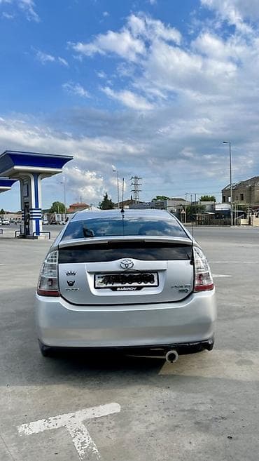 5 bolt disk: Toyota Prius (2-ci nəsil) hibrid hetçbek Xüsusiyyətlər və təchizat: - — 4