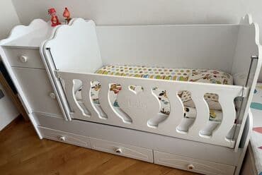 кровать трансформер: Для девочки и мальчика, Четырехугольная, Колыбель, С бортиками, С матрасом, С механизмом качания — 1