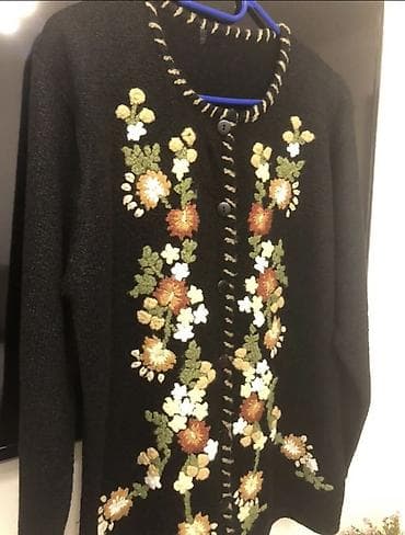cins: Yuqoslaviya istehsalı,XL-52-54 razmer,qara yun jaket. Demək olar heç — 2