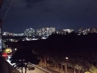 3 комнатная квартира: Bakıxanovda 5 mərtəbəli binanın 4-cü mərtəbəsində sahəsi 90 m² olan 3 — 7