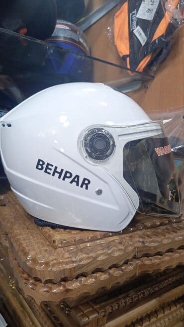 1 ci 2ci şəkildəki Moto Kaskalar 29-azn. 3cü 4-5-6-cı şəkildəki