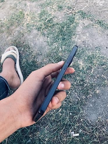oyuncu laptop ucuz: Redmi smartfon - Rəng: Qara, mat arxa səth - Kamera bloku: Üçqat arxa — 4