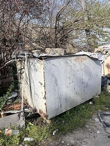 suse saxlama qablari: Bak, Metal, 2500 l l — 1