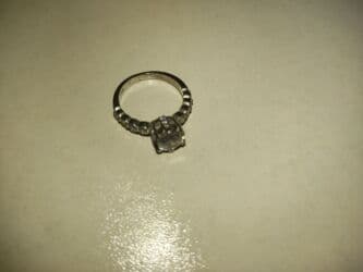 Seplər: Gümüş bəzək əşyaları,tek tek ayriciliqda 10-15man. defekt hisseleri — 2