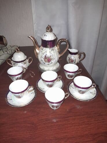 столешница из стекла: Şüşə məmulatları dəsti - Yaşıl və şəffaf tonların keçidi ilə — 6