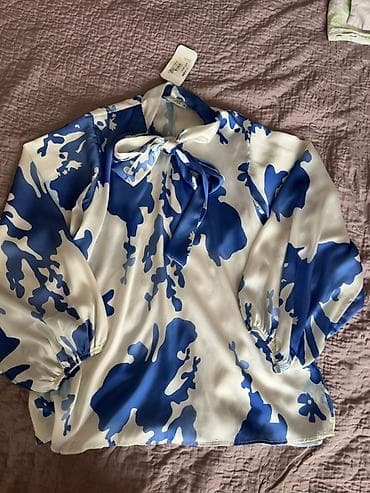 Svitşot, M, rəng - Ağ lalafo.az -da Svitşot, M, rəng - Ağ