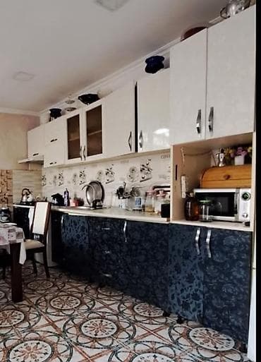 Metbex mebeli 150azn 4metr mebeldir üzərində yalnız moyka verilecek