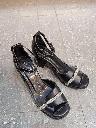 ayaqab: Merlin Shoes qadın sandalı - Rəng: bej/nude - Model: açıq burunlu — 1