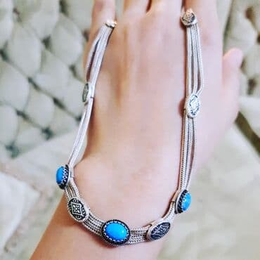 gumuş bilərziklər: Dəstə daxildir: Bilərzik, Boyunbağı, Gümüş, 925 Əyar — 5