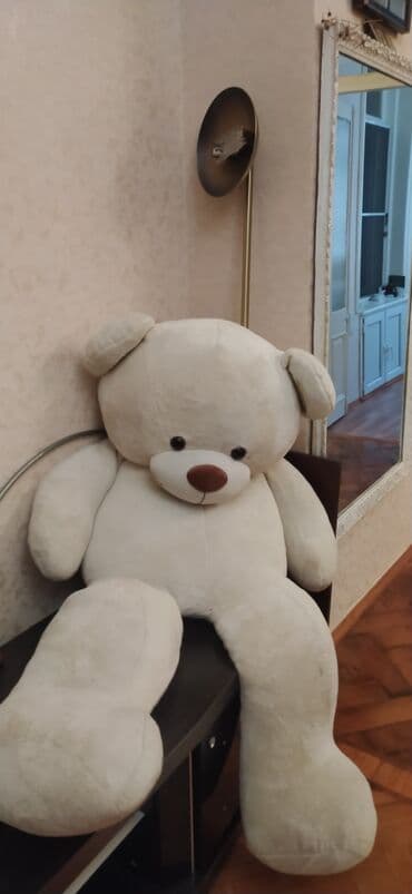 Yumwaq boyuk oyuncaqlar