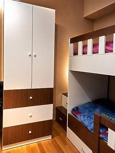 qedimi skaf: Uşaq otağı üçün ikimərtəbəli çarpayı dəsti - Rəng və material: ağ və — 3