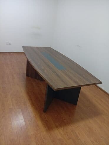 Sifarişlə bağ mebeli: Oval masa, Siyirməsiz, Teksturalı laminat — 1