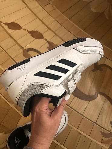 Bodi: Original! Adidas uşaq idman ayaqqabısı - Rəng: ağ, qara detallarla - — 5