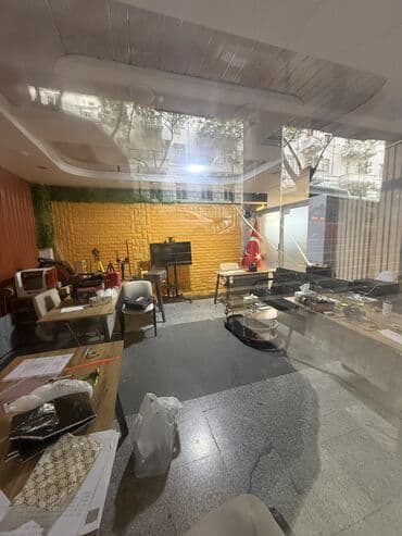 en ucuz yataqxana qiymetleri: İçeri şeher m /s yaxınlıqı Ehmed cavad 15 .Şeher ticaret merekezinde — 5