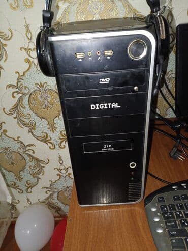 Serverlər: Masaüstü kompüter dəsti Dəst tərkibi: - Sistem bloku: ön paneldə 2x — 2