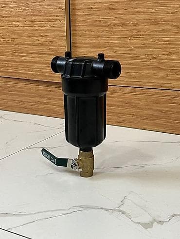 Mexanik su filtri – qum/çöküntü tutucu korpus və drenaj kranı ilə