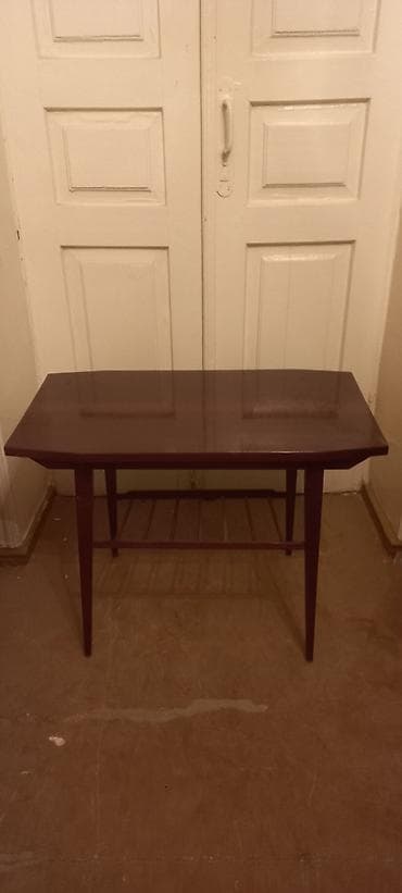 jurnalni islenmis: Jurnal masası, İşlənmiş, Açılmayan, Taxta, Dördbucaq masa — 3