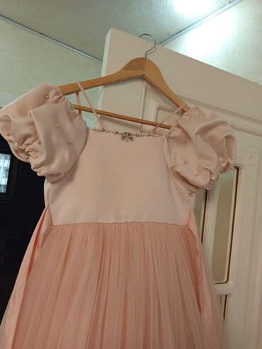 qızlar üçün bal paltarı: Don, Ziyafət, 6 - 7 yaş, C&A — 1