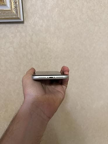 iphone xr ikinci el: IPhone Xr, 64 GB, Qara — 4