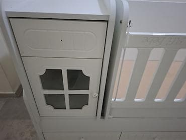 beşiyi: Oğlan və qız üçün, Dördbucaq, Beşik, Dəstsiz, Matras ilə, Yellənmə mexanizmsiz — 4