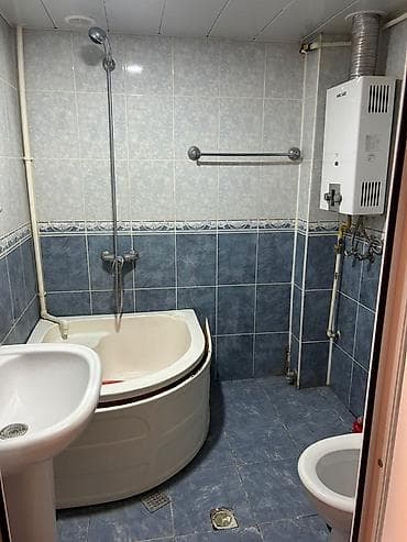 Bakının mərkəzində, Sahil metrosu yaxınlığında 2 otaqlı köhnə tikili lalafo.az -da Bakının mərkəzində, Sahil metrosu yaxınlığında 2 otaqlı köhnə tikili