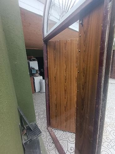 входные двери стекло: Seyf qapi eni 1.20 hundurluyu 260 cercivesi şveller. təmiz qapi di — 3